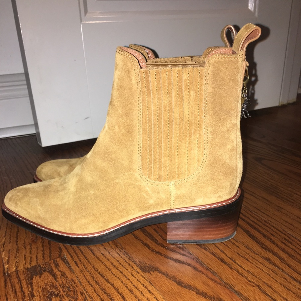 Coach suede Chelsea boots